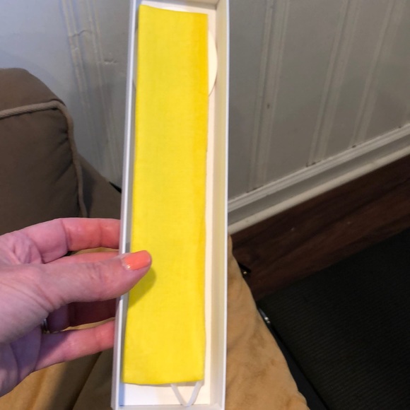 NEW IN BOX Authentic Japanese fan - Picture 2 of 3